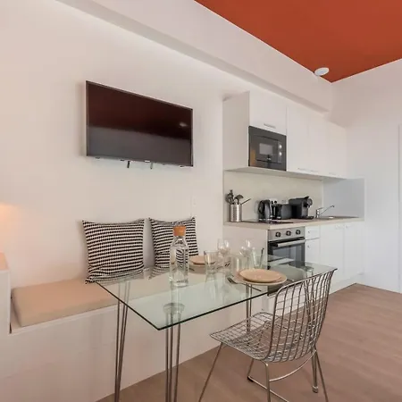 Equipe Cote Cour, Parking Gratuit * فيلنوف داسك