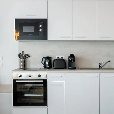 Apartment Equipe Cote Cour, Parking Gratuit *