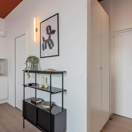 Equipe Cote Cour, Parking Gratuit شقة